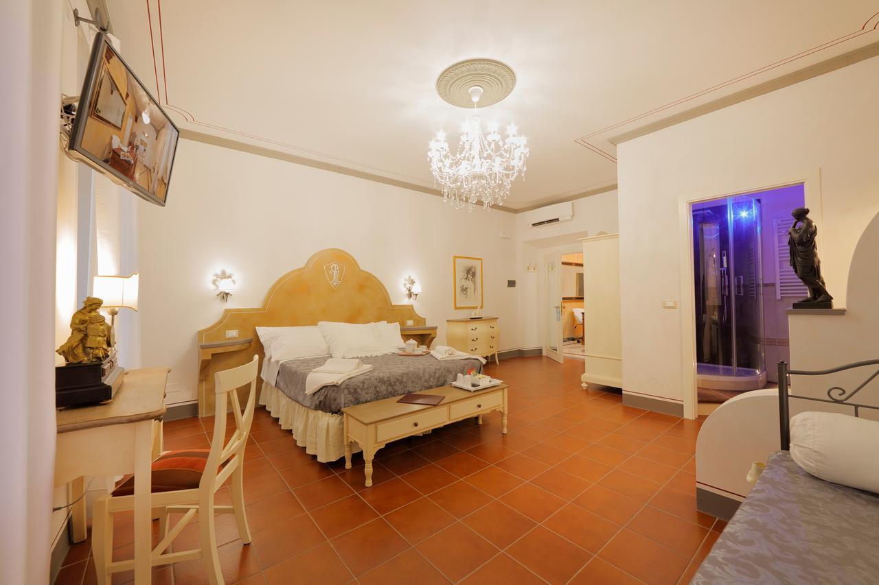 Palazzo Mari Suite & Rooms B&B Montevarchi Exterior photo